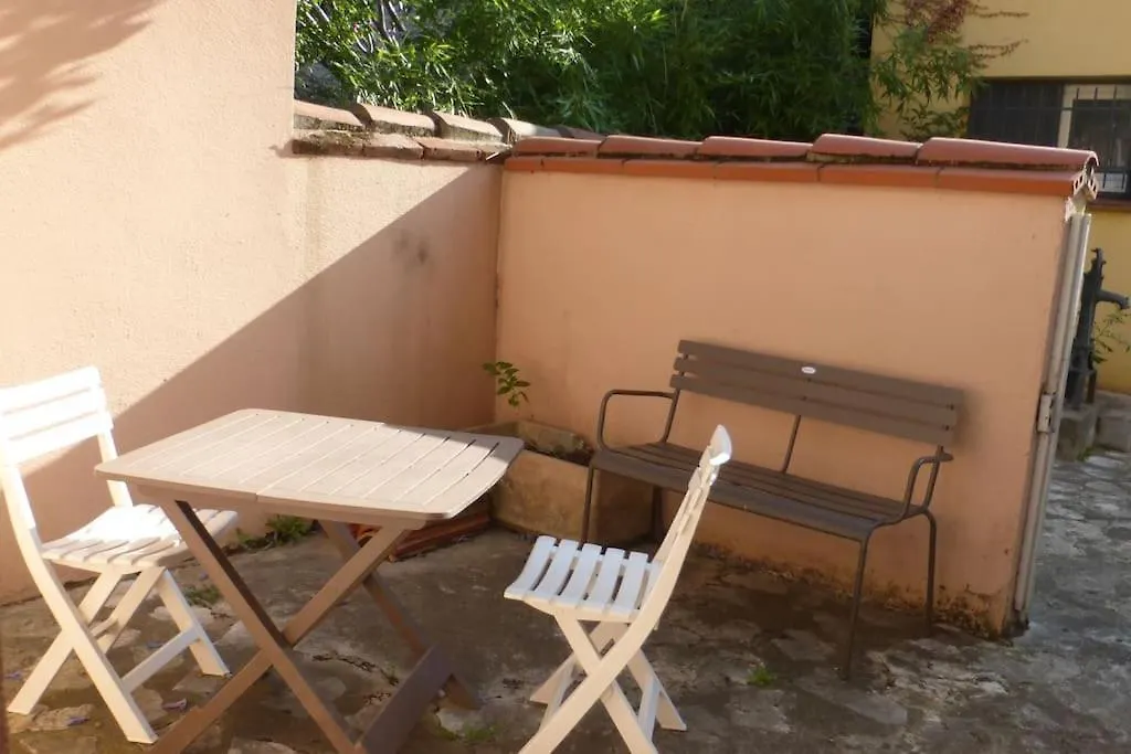 Apartement Au Calme, Cour, Pres Du Metro, Centre Toulouse 0*,  France